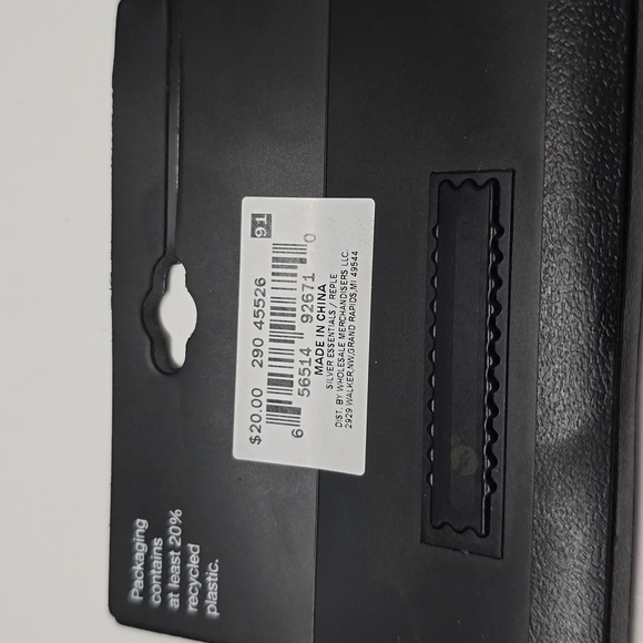 NEW Ophelia Roe Neckace - Picture 3 of 3